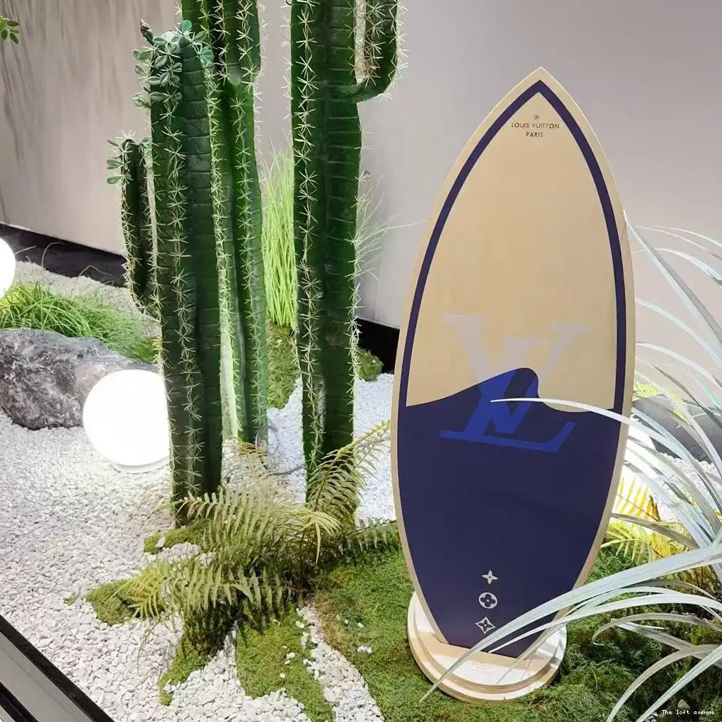LV SKIMBOARD CUSTOM 0604